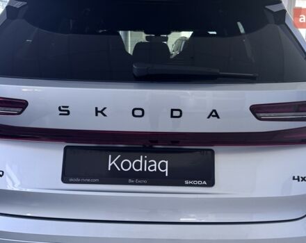 Шкода Kodiaq 2025 у Рівному на Automoto.ua Шкода Kodiaq, об'ємом двигуна 1.97 л та пробігом 0 тис. км за 51771 $, фото 4 на Automoto.ua