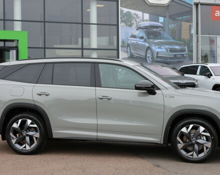 Шкода Kodiaq 2025 в Тернополе на Automoto.ua Шкода Kodiaq, объемом двигателя 1.97 л и пробегом 0 тыс. км за 51413 $, фото 4 на Automoto.ua