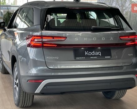 Шкода Kodiaq 2025 в Киеве на Automoto.ua Шкода Kodiaq, объемом двигателя 1.97 л и пробегом 0 тыс. км за 46303 $, фото 6 на Automoto.ua