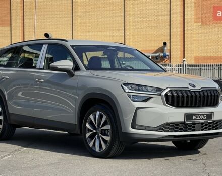 Шкода Kodiaq 2025 в Днепре (Днепропетровске) на Automoto.ua Шкода Kodiaq, объемом двигателя 1.98 л и пробегом 0 тыс. км за 40557 $, фото 13 на Automoto.ua