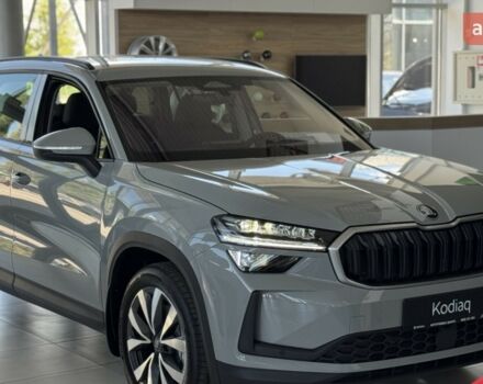 Шкода Kodiaq 2025 в Днепре (Днепропетровске) на Automoto.ua Шкода Kodiaq, объемом двигателя 1.97 л и пробегом 0 тыс. км за 49394 $, фото 3 на Automoto.ua