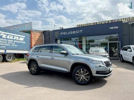 Шкода Kodiaq 2017 в Чернигове на Automoto.ua Шкода Kodiaq, объемом двигателя 2 л и пробегом 149 тыс. км за 24900 $, фото 1 на Automoto.ua