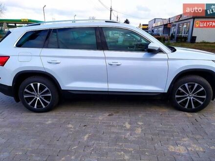 Шкода Kodiaq 2017 у Житомирі на Automoto.ua Шкода Kodiaq, об'ємом двигуна 2 л та пробігом 74 тис. км за 31500 $, фото 1 на Automoto.ua