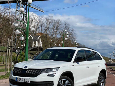 Шкода Kodiaq, объемом двигателя 2 л и пробегом 196 тыс. км за 25600 $, фото 1 на Automoto.ua