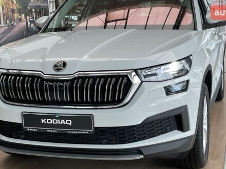 Шкода Kodiaq 2022 в Киеве на Automoto.ua Шкода Kodiaq, объемом двигателя 1.97 л и пробегом 0 тыс. км за 44327 $, фото 1 на Automoto.ua
