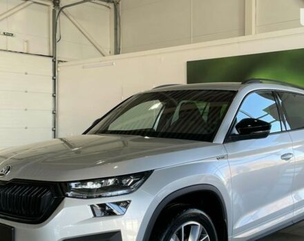 купити нове авто Шкода Kodiaq 2023 року від офіційного дилера Моторкрафт Шкода фото