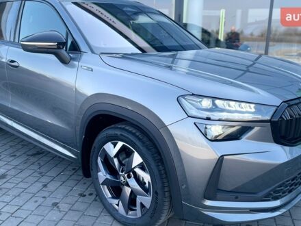 Шкода Kodiaq 2025 в Тернополе на Automoto.ua Шкода Kodiaq, объемом двигателя 1.98 л и пробегом 0 тыс. км за 49613 $, фото 1 на Automoto.ua