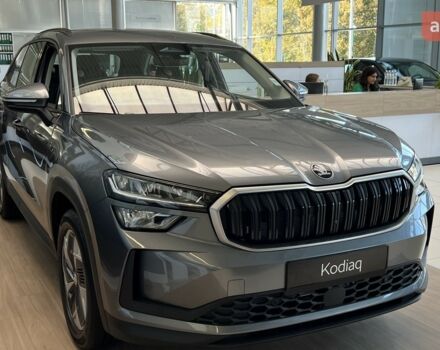 Шкода Kodiaq 2025 року купити нове авто Шкода Kodiaq 2025 року від офіційного дилера Автоцентр AUTO.RIA Шкода фото