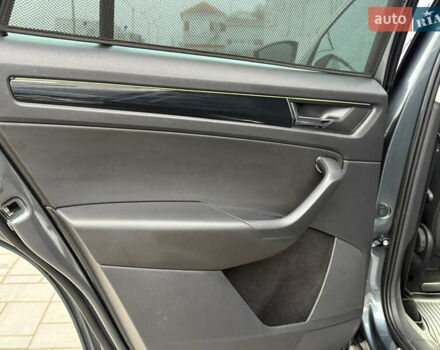 Сірий Шкода Kodiaq, об'ємом двигуна 2 л та пробігом 220 тис. км за 25750 $, фото 64 на Automoto.ua