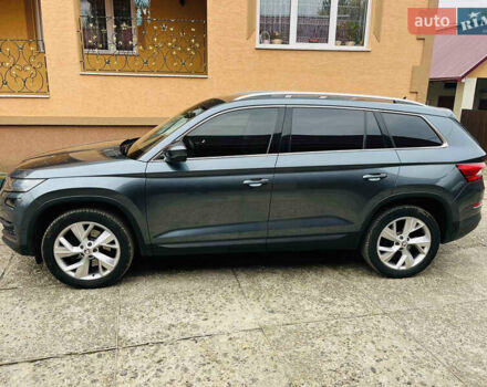 Серый Шкода Kodiaq, объемом двигателя 1.97 л и пробегом 250 тыс. км за 26500 $, фото 8 на Automoto.ua