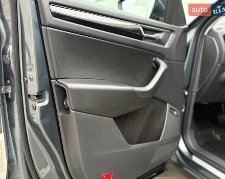 Сірий Шкода Kodiaq, об'ємом двигуна 2 л та пробігом 220 тис. км за 25750 $, фото 41 на Automoto.ua