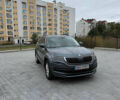 Серый Шкода Kodiaq, объемом двигателя 1.98 л и пробегом 122 тыс. км за 28900 $, фото 2 на Automoto.ua