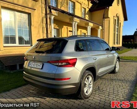 Сірий Шкода Kodiaq, об'ємом двигуна 2 л та пробігом 107 тис. км за 27999 $, фото 6 на Automoto.ua