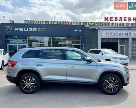 Серый Шкода Kodiaq, объемом двигателя 1.97 л и пробегом 149 тыс. км за 25400 $, фото 8 на Automoto.ua