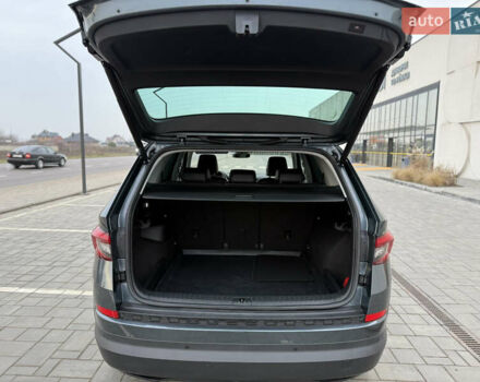 Сірий Шкода Kodiaq, об'ємом двигуна 2 л та пробігом 220 тис. км за 25750 $, фото 87 на Automoto.ua
