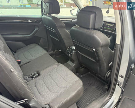 Серый Шкода Kodiaq, объемом двигателя 1.97 л и пробегом 225 тыс. км за 26800 $, фото 26 на Automoto.ua