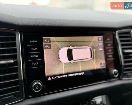 Сірий Шкода Kodiaq, об'ємом двигуна 2 л та пробігом 220 тис. км за 25750 $, фото 82 на Automoto.ua