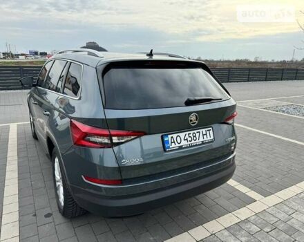 Сірий Шкода Kodiaq, об'ємом двигуна 1.97 л та пробігом 105 тис. км за 29999 $, фото 6 на Automoto.ua