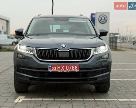 Сірий Шкода Kodiaq, об'ємом двигуна 2 л та пробігом 220 тис. км за 25750 $, фото 2 на Automoto.ua