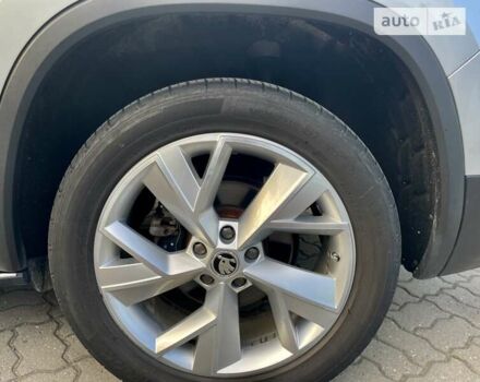Сірий Шкода Kodiaq, об'ємом двигуна 1.97 л та пробігом 89 тис. км за 32900 $, фото 60 на Automoto.ua