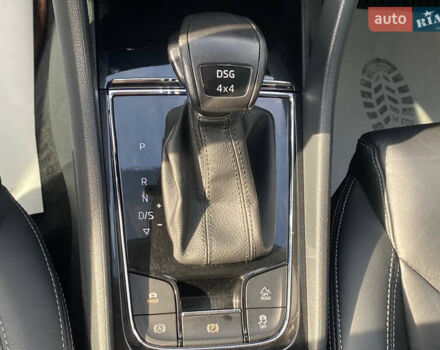 Сірий Шкода Kodiaq, об'ємом двигуна 1.97 л та пробігом 299 тис. км за 23400 $, фото 15 на Automoto.ua