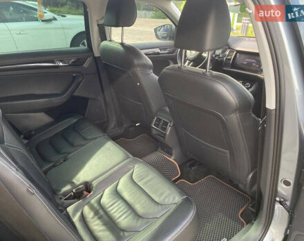 Сірий Шкода Kodiaq, об'ємом двигуна 1.97 л та пробігом 299 тис. км за 23400 $, фото 11 на Automoto.ua