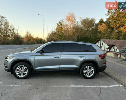 Серый Шкода Kodiaq, объемом двигателя 1.97 л и пробегом 121 тыс. км за 26450 $, фото 12 на Automoto.ua