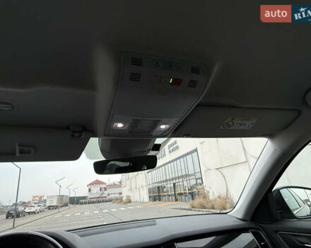 Сірий Шкода Kodiaq, об'ємом двигуна 2 л та пробігом 220 тис. км за 25750 $, фото 69 на Automoto.ua