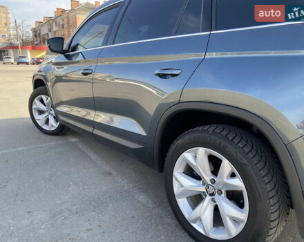 Серый Шкода Kodiaq, объемом двигателя 1.97 л и пробегом 180 тыс. км за 26000 $, фото 12 на Automoto.ua