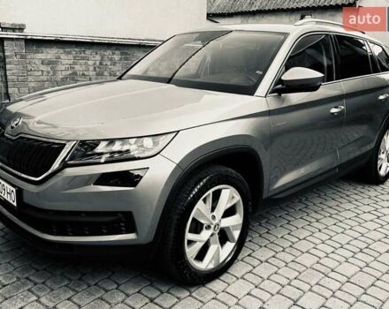 Серый Шкода Kodiaq, объемом двигателя 1.97 л и пробегом 230 тыс. км за 24500 $, фото 3 на Automoto.ua