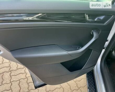 Сірий Шкода Kodiaq, об'ємом двигуна 1.97 л та пробігом 89 тис. км за 32900 $, фото 33 на Automoto.ua