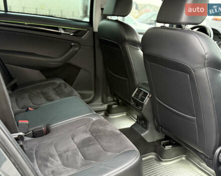 Сірий Шкода Kodiaq, об'ємом двигуна 2 л та пробігом 220 тис. км за 25750 $, фото 59 на Automoto.ua