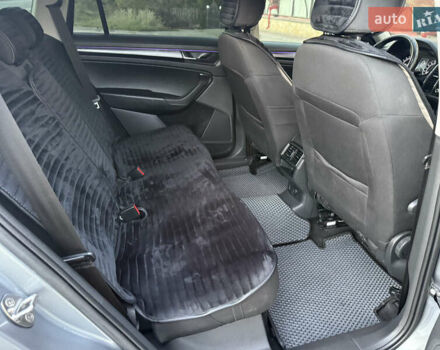 Сірий Шкода Kodiaq, об'ємом двигуна 2 л та пробігом 121 тис. км за 26450 $, фото 49 на Automoto.ua