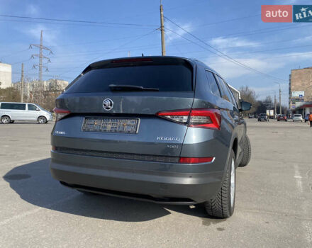 Серый Шкода Kodiaq, объемом двигателя 1.97 л и пробегом 180 тыс. км за 26000 $, фото 9 на Automoto.ua