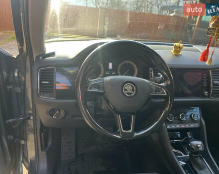 Серый Шкода Kodiaq, объемом двигателя 1.97 л и пробегом 250 тыс. км за 26500 $, фото 7 на Automoto.ua