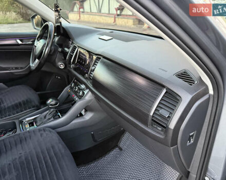 Серый Шкода Kodiaq, объемом двигателя 1.97 л и пробегом 121 тыс. км за 26450 $, фото 31 на Automoto.ua