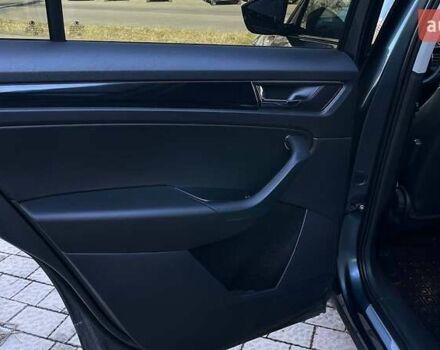 Шкода Kodiaq 2017 в Львове на Automoto.ua Серый Шкода Kodiaq, объемом двигателя 1.4 л и пробегом 192 тыс. км за 18499 $, фото 18 на Automoto.ua