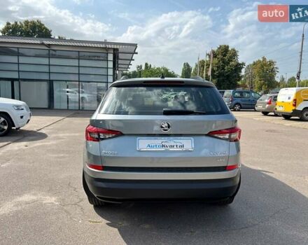 Серый Шкода Kodiaq, объемом двигателя 1.97 л и пробегом 149 тыс. км за 25400 $, фото 6 на Automoto.ua