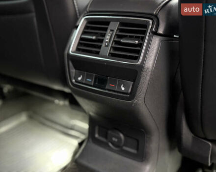 Сірий Шкода Kodiaq, об'ємом двигуна 2 л та пробігом 220 тис. км за 25750 $, фото 60 на Automoto.ua