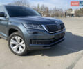 Серый Шкода Kodiaq, объемом двигателя 1.97 л и пробегом 180 тыс. км за 26000 $, фото 1 на Automoto.ua