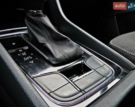 Сірий Шкода Kodiaq, об'ємом двигуна 1.97 л та пробігом 171 тис. км за 24900 $, фото 10 на Automoto.ua