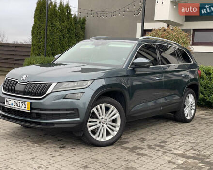 Сірий Шкода Kodiaq, об'ємом двигуна 1.97 л та пробігом 229 тис. км за 26999 $, фото 4 на Automoto.ua