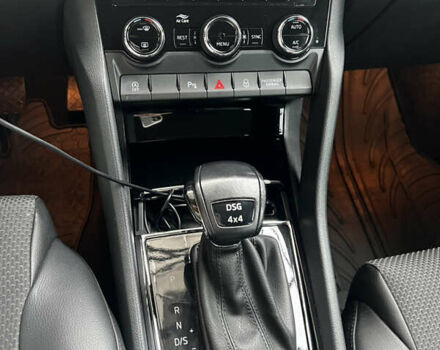 Шкода Kodiaq 2018 в Житомире на Automoto.ua Серый Шкода Kodiaq, объемом двигателя 1.97 л и пробегом 190 тыс. км за 29000 $, фото 15 на Automoto.ua