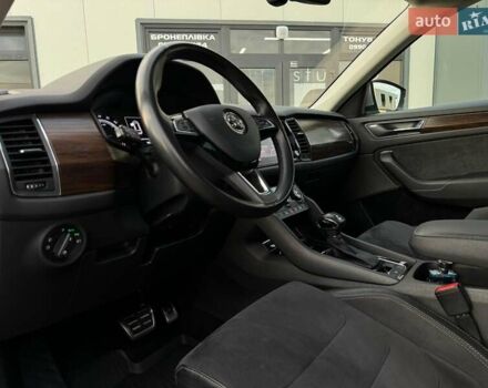 Сірий Шкода Kodiaq, об'ємом двигуна 2 л та пробігом 150 тис. км за 28999 $, фото 41 на Automoto.ua