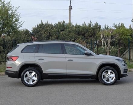 Серый Шкода Kodiaq, объемом двигателя 2 л и пробегом 220 тыс. км за 24999 $, фото 18 на Automoto.ua
