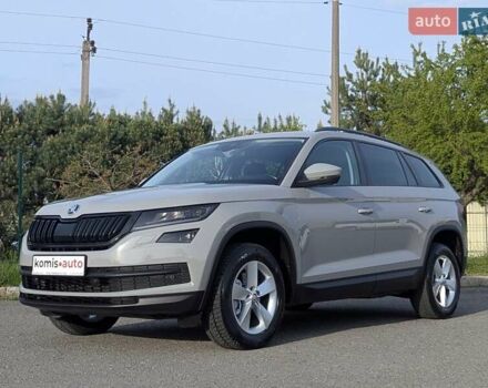 Серый Шкода Kodiaq, объемом двигателя 2 л и пробегом 220 тыс. км за 23999 $, фото 5 на Automoto.ua