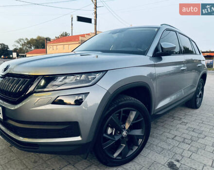 Серый Шкода Kodiaq, объемом двигателя 1.97 л и пробегом 236 тыс. км за 23999 $, фото 2 на Automoto.ua
