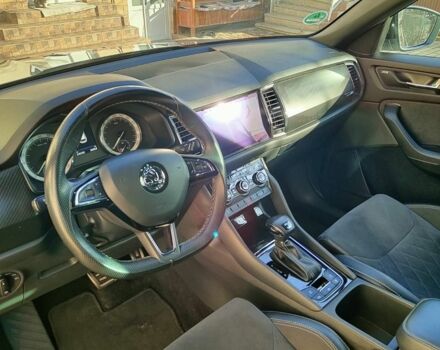 Серый Шкода Kodiaq, объемом двигателя 2 л и пробегом 245 тыс. км за 28500 $, фото 7 на Automoto.ua