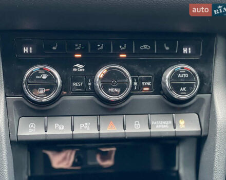 Сірий Шкода Kodiaq, об'ємом двигуна 1.97 л та пробігом 229 тис. км за 26999 $, фото 55 на Automoto.ua