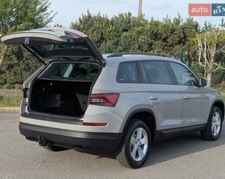 Серый Шкода Kodiaq, объемом двигателя 2 л и пробегом 220 тыс. км за 23999 $, фото 41 на Automoto.ua